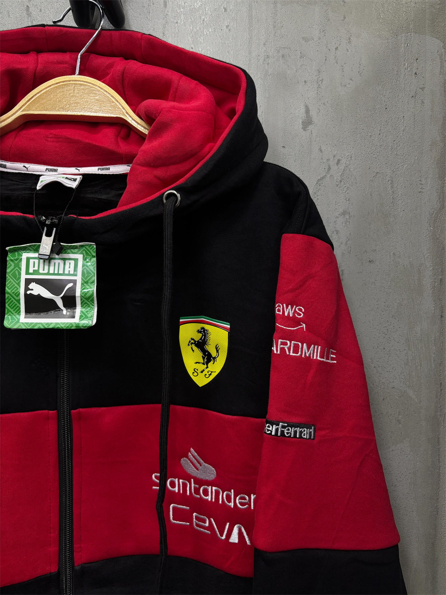 chaqueta ferrari/capota