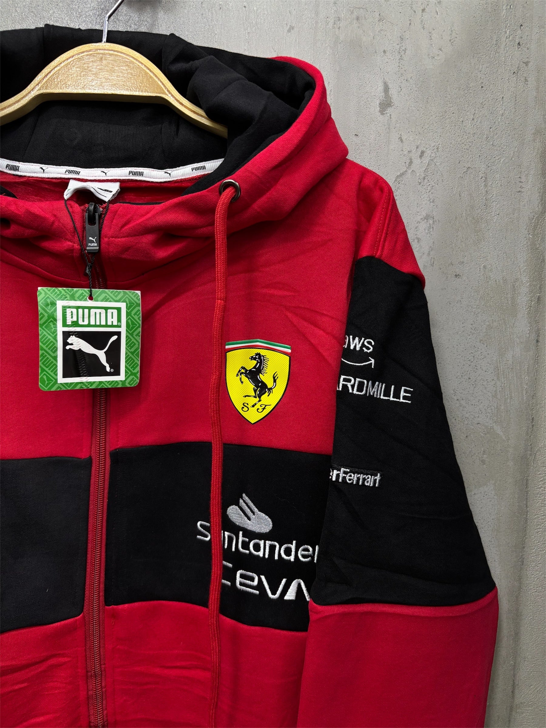 chaqueta ferrari/capota