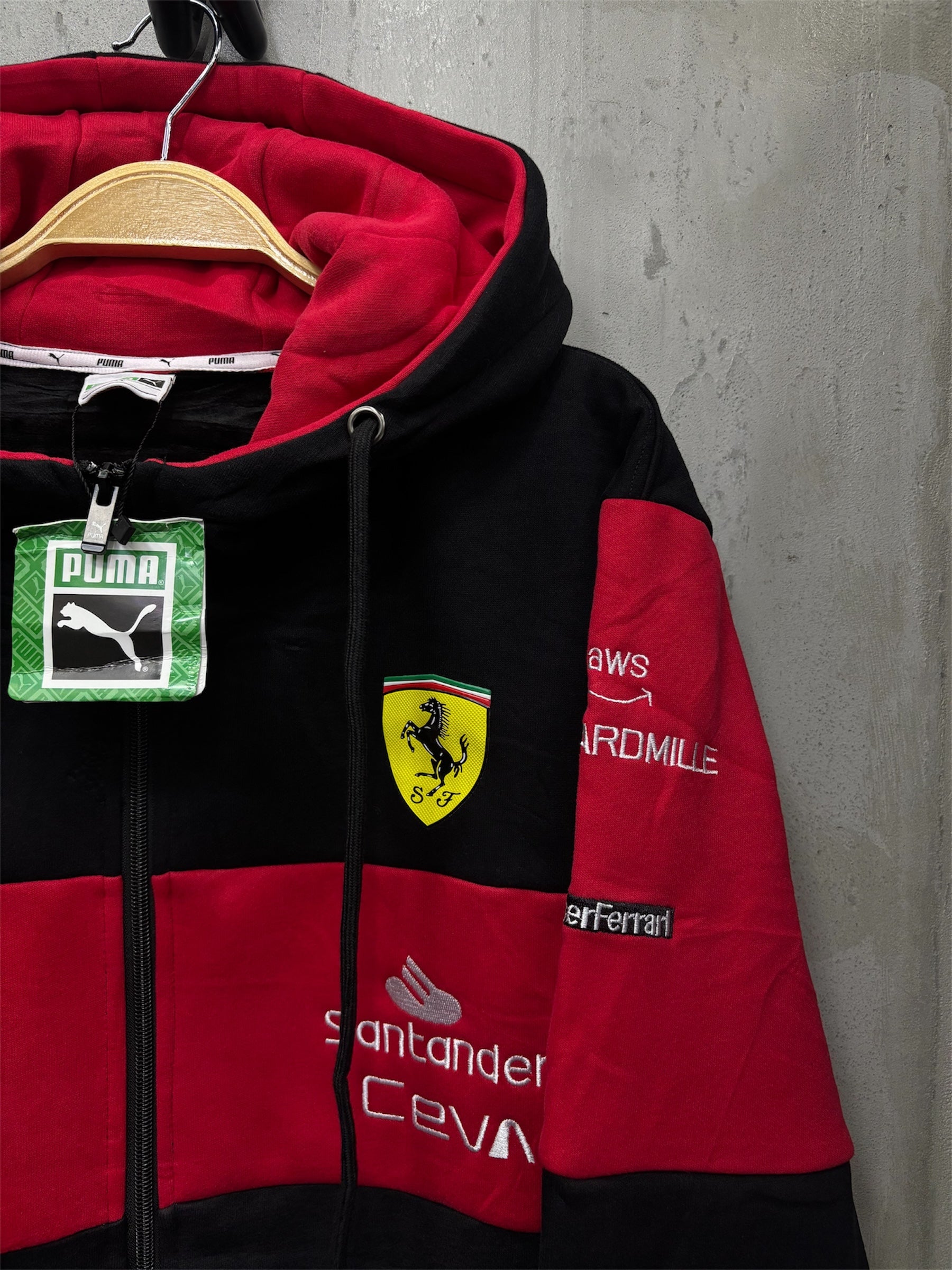 chaqueta ferrari/capota