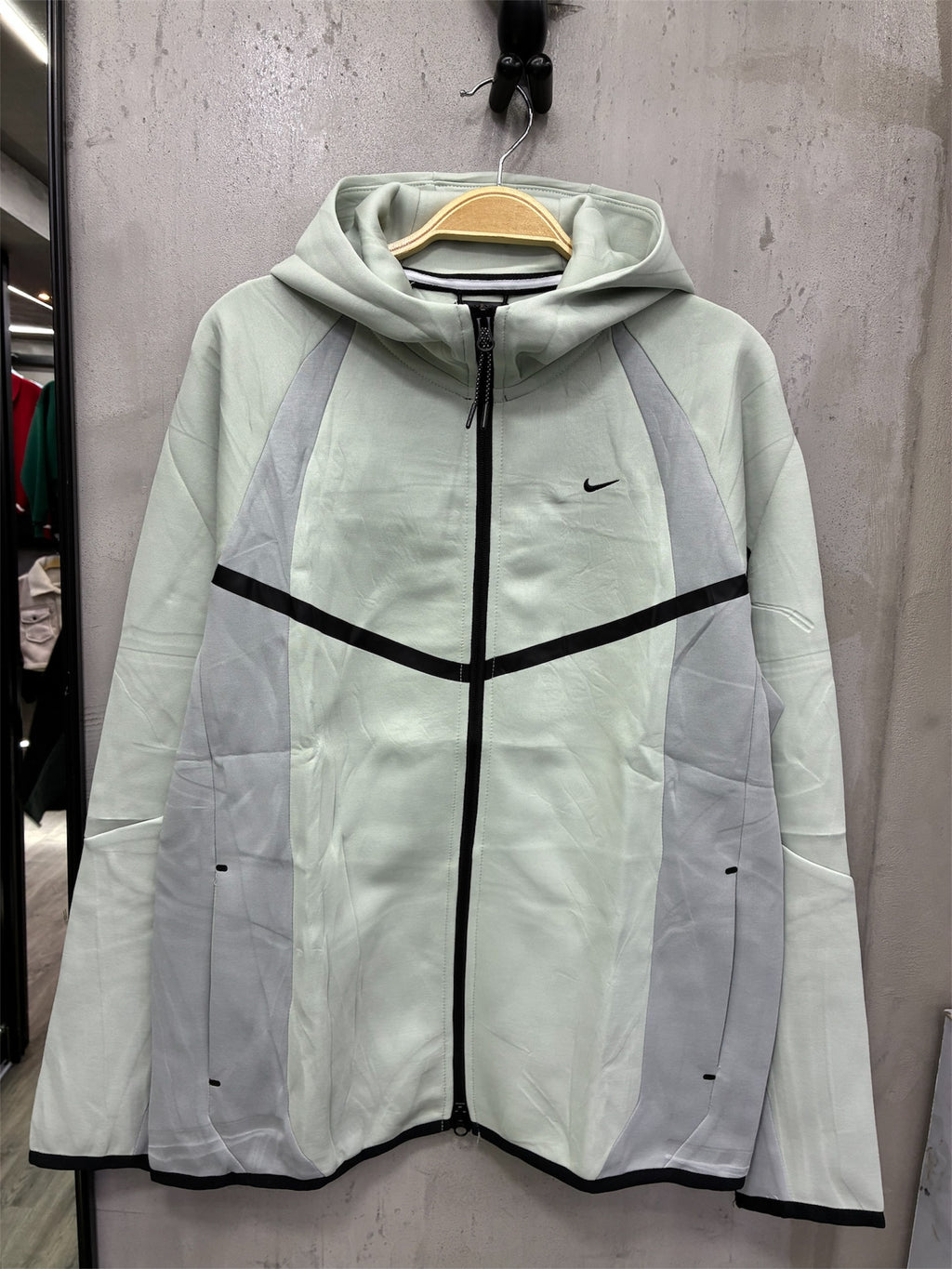 Nike Tech 2.0