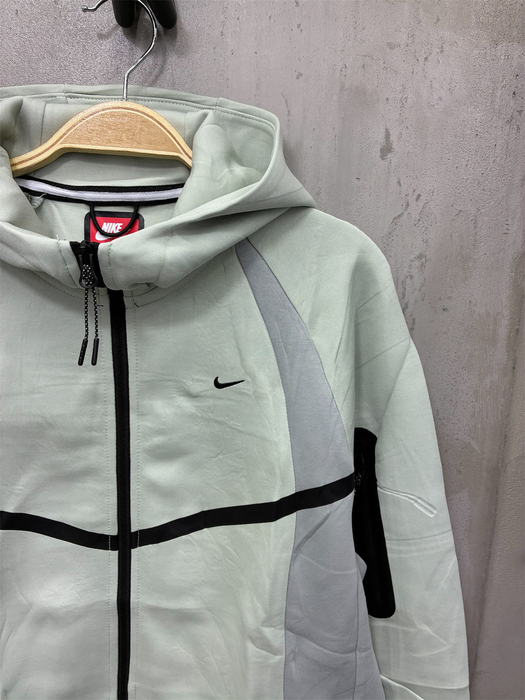 Nike Tech 2.0