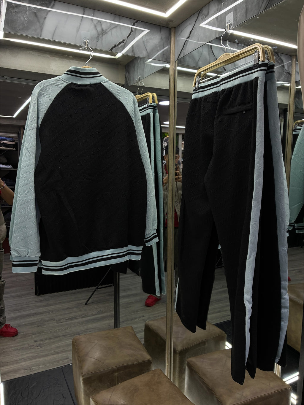 Sudadera Prada