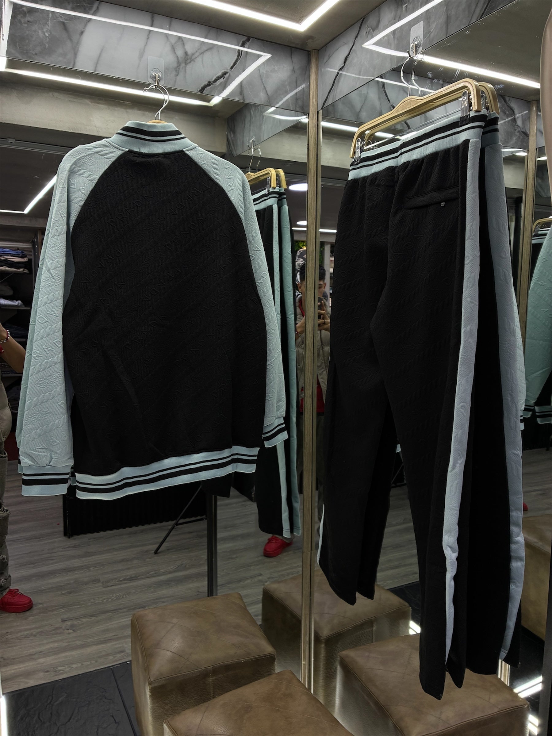 Sudadera Prada