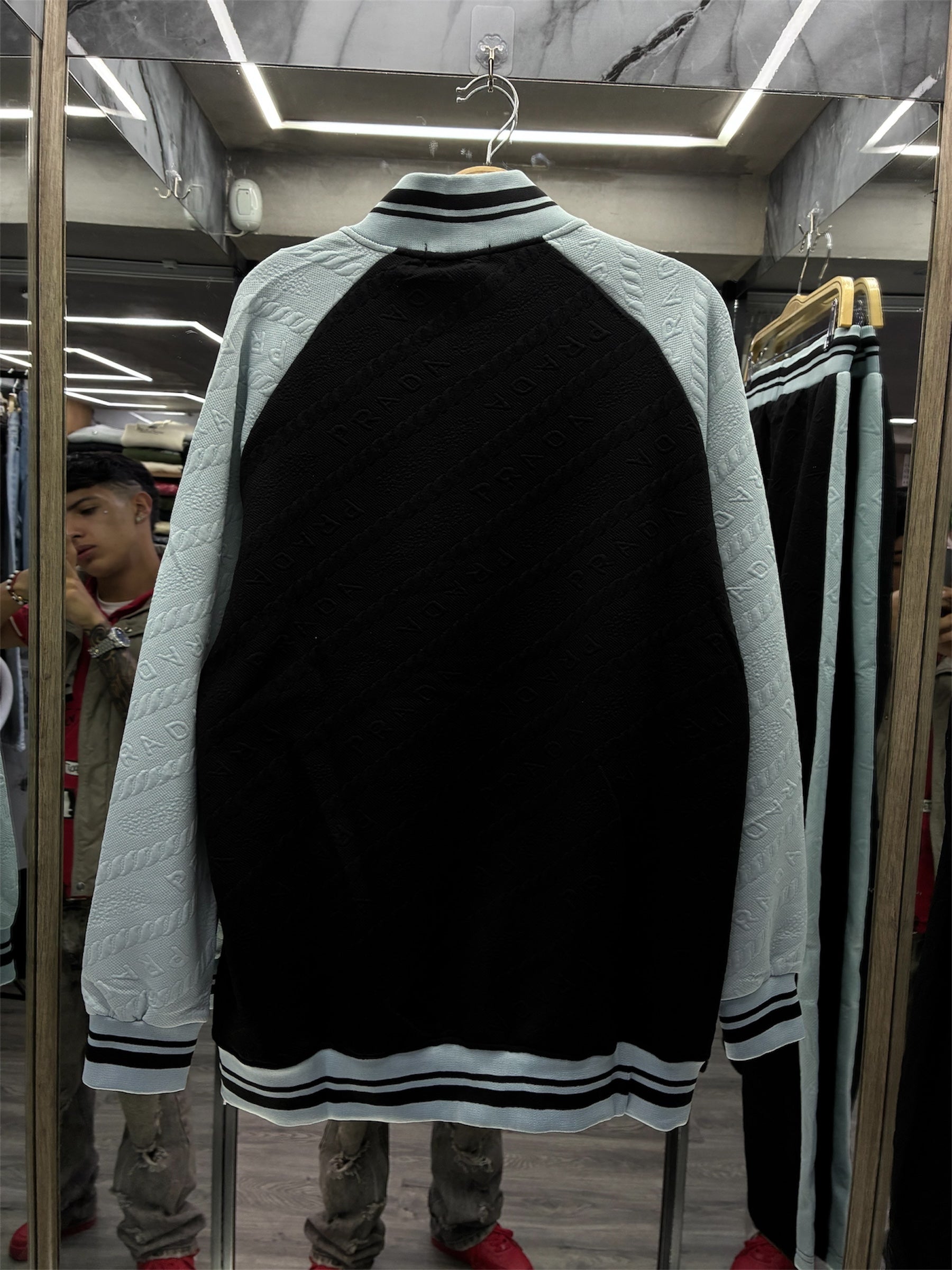 Sudadera Prada