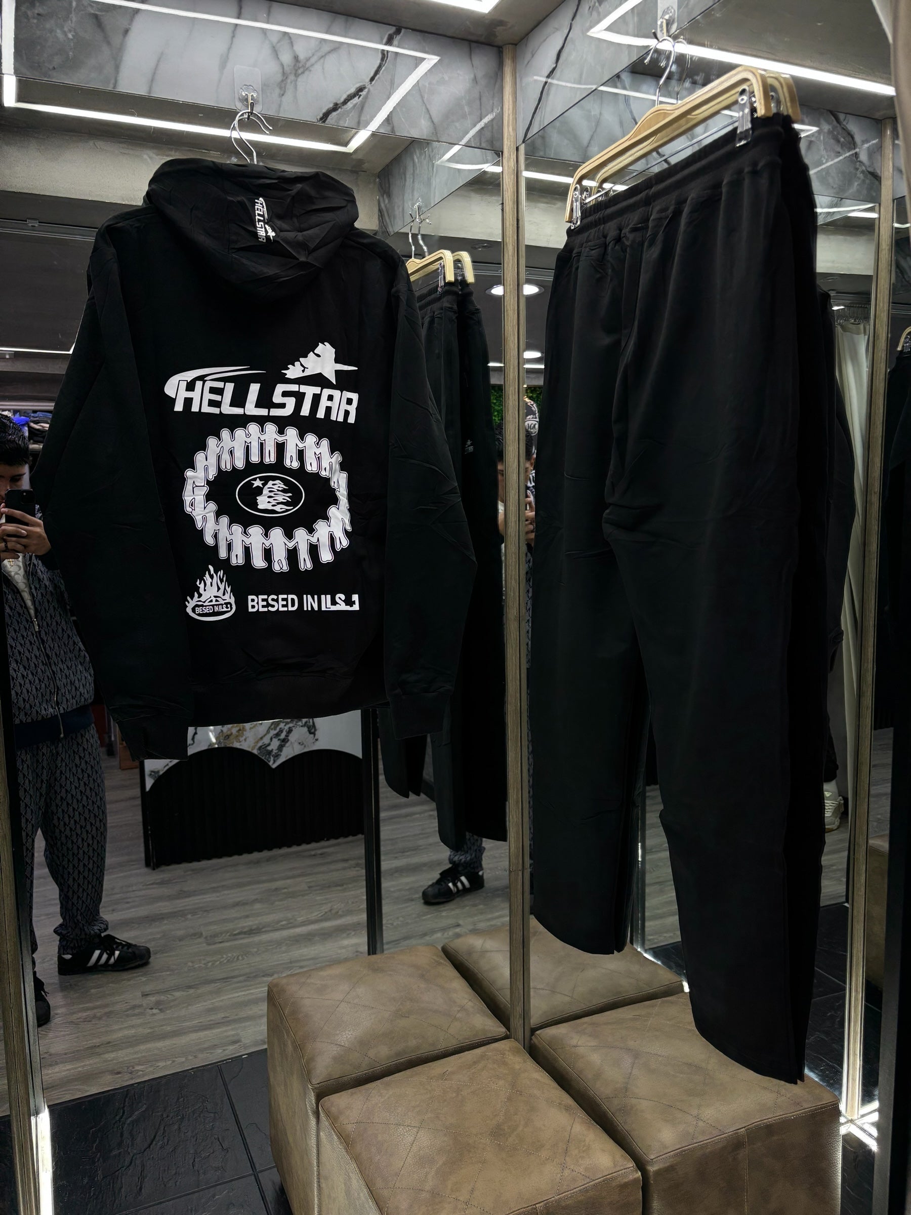 Sudadera Hellstar