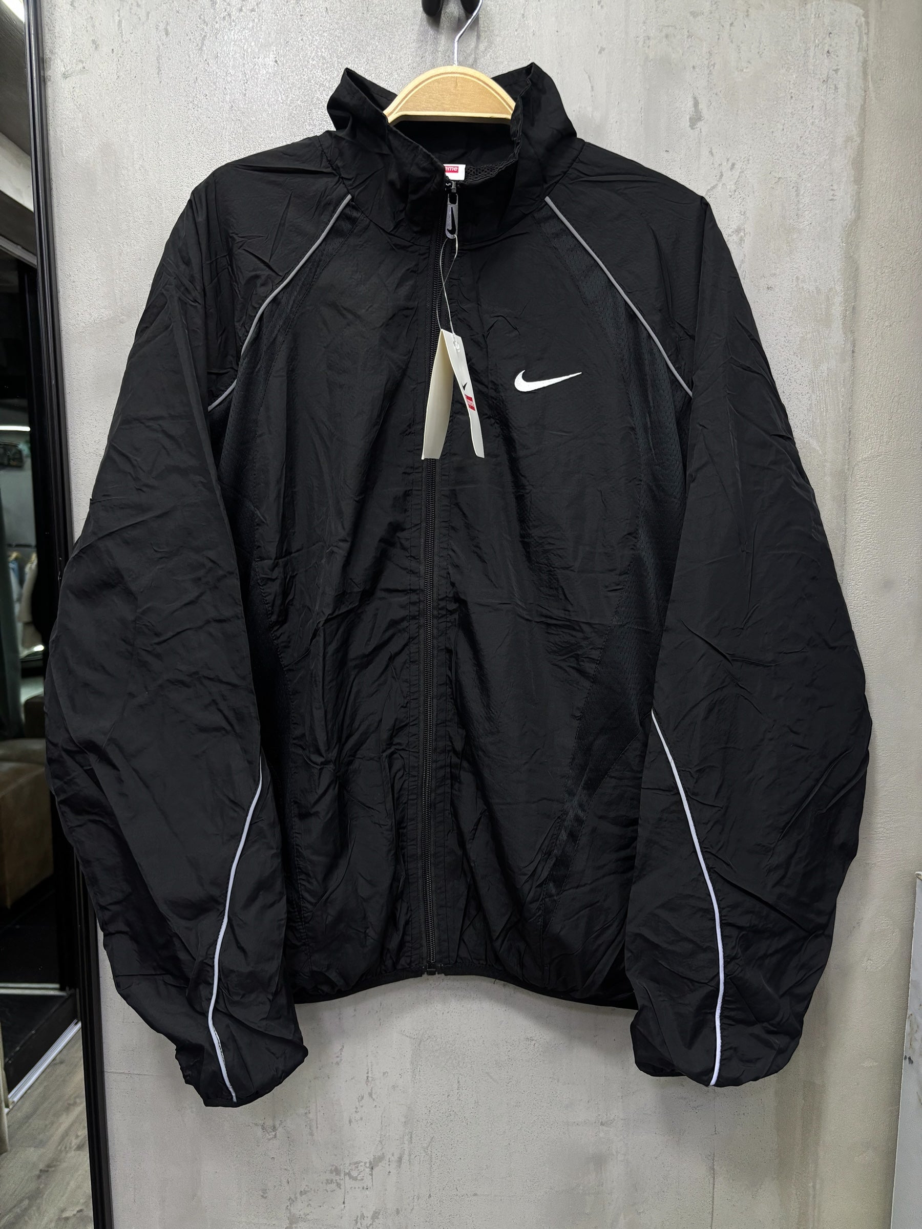 Sudadera Nike/Supreme