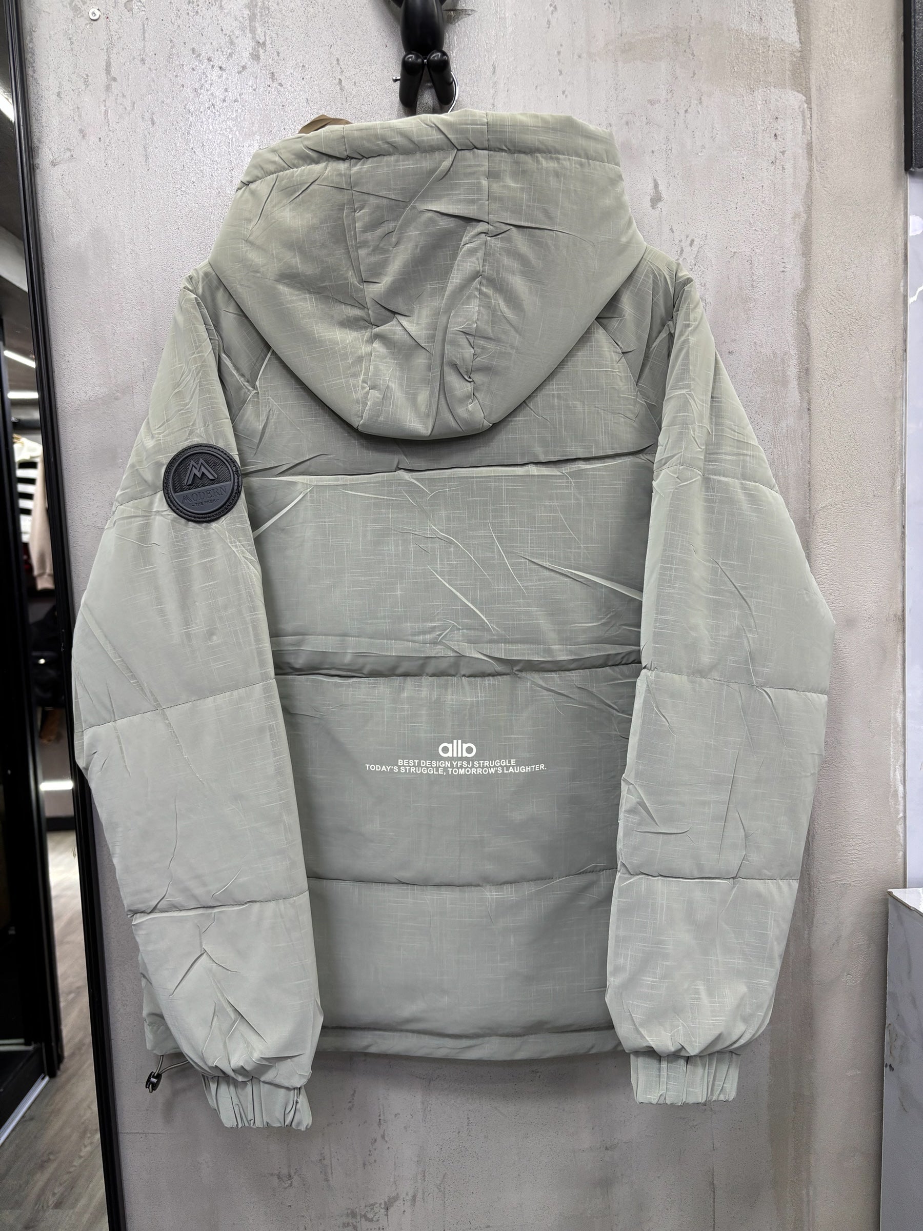 Chaqueta Abullonasa Nike/03